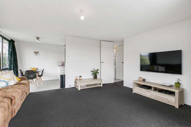 Photo of property in 8 Longstead Avenue, Papamoa Beach, Papamoa, 3118