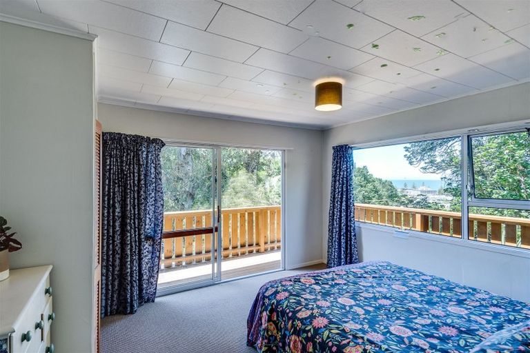 Photo of property in 15a Colenso Avenue, Hospital Hill, Napier, 4110
