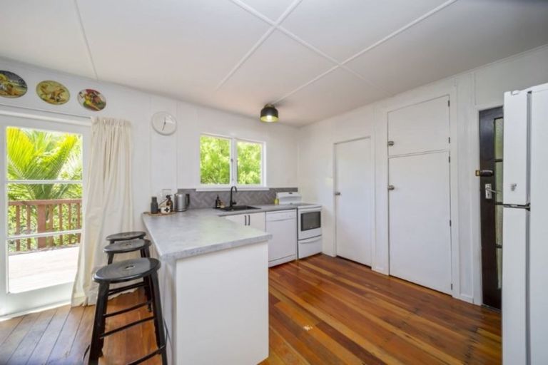 Photo of property in 117f Seaview Road, Westown, New Plymouth, 4310