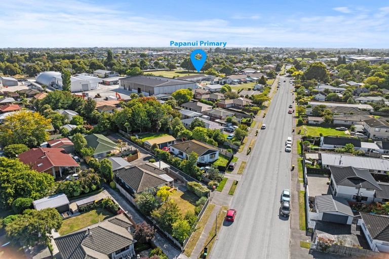 Photo of property in 66 Winters Road, Redwood, Christchurch, 8051