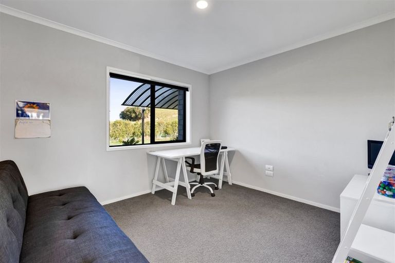 Photo of property in 1108e Egmont Road, Egmont Village, New Plymouth, 4372
