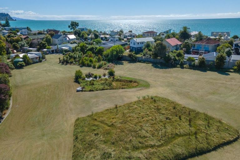 Photo of property in 10a Broadsea Avenue, Ruby Bay, Mapua, 7005