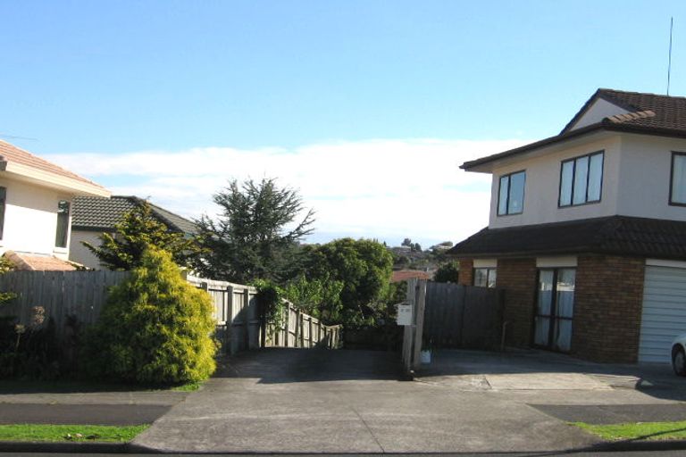 Photo of property in 3/33 Meadowland Drive, Somerville, Auckland, 2014