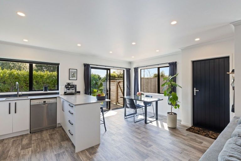 Photo of property in 41b James Street, Inglewood, 4330