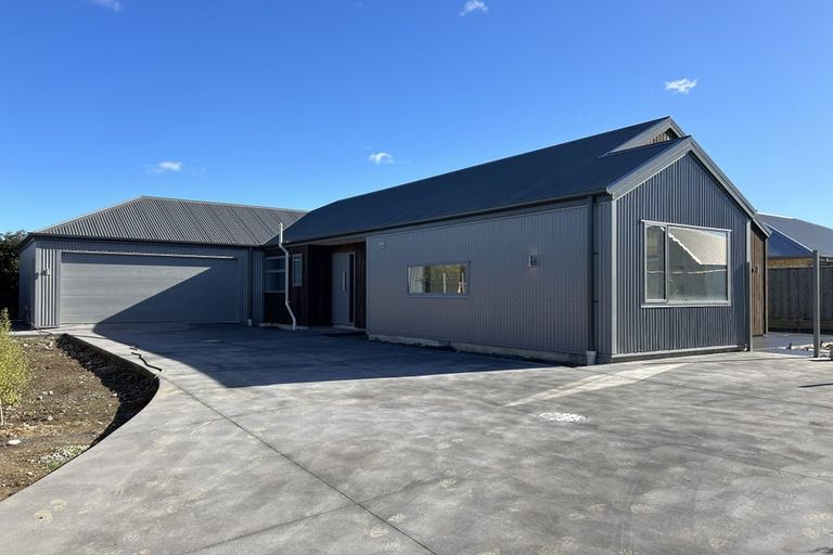 Photo of property in 25 Gemstone Place, Rolleston, 7615