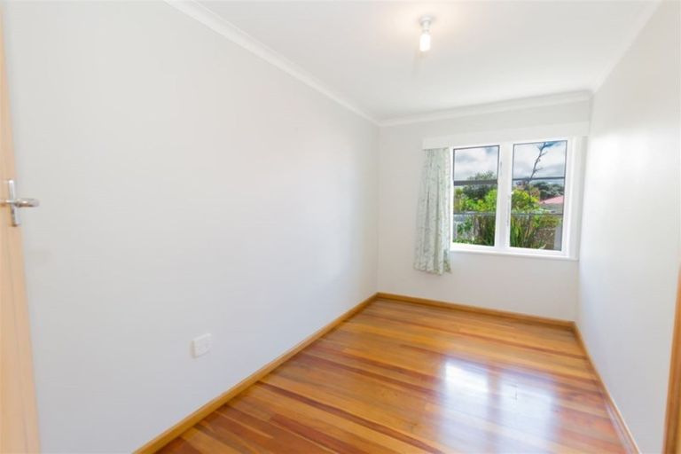 Photo of property in 6 Pollen Street, Johnsonville, Wellington, 6037