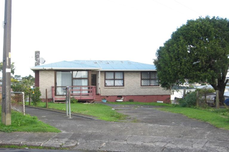 Photo of property in 15 Doughty Place, Otara, Auckland, 2023