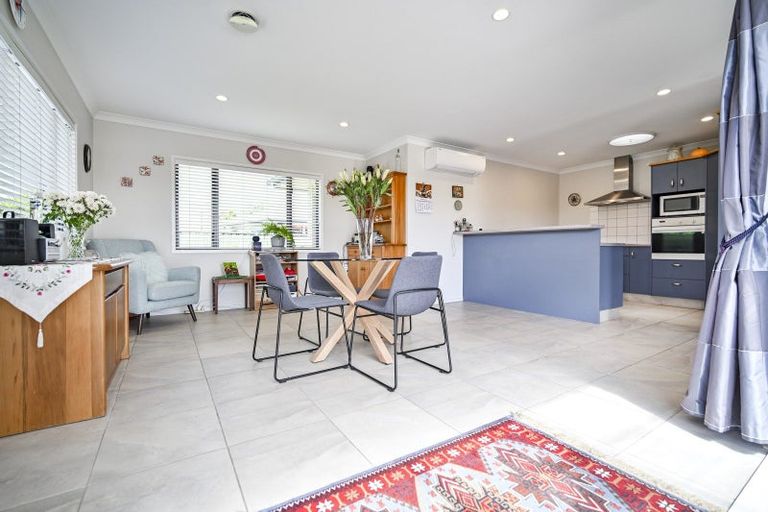 Photo of property in 3 Harrison Court, Clive, 4102