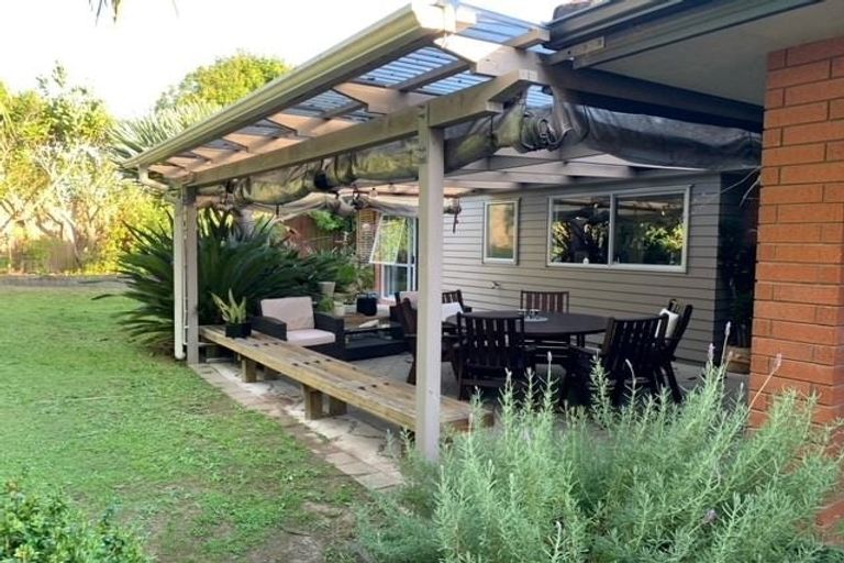 Photo of property in 9 Fergy Crescent, Wattle Downs, Auckland, 2103