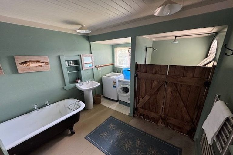 Photo of property in 13 Moori Road, Waimarama, 4294