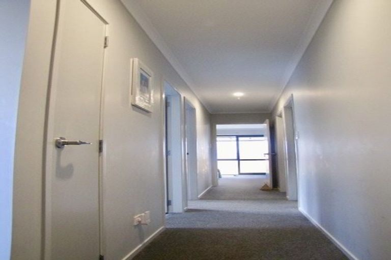 Photo of property in 16 Bridle Way, Omokoroa, 3114