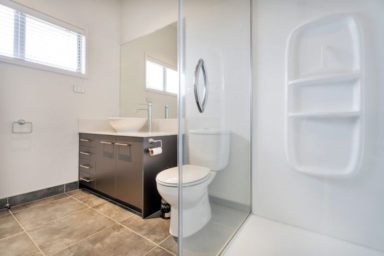 Photo of property in 24 Aquila Drive, Whitianga, 3510