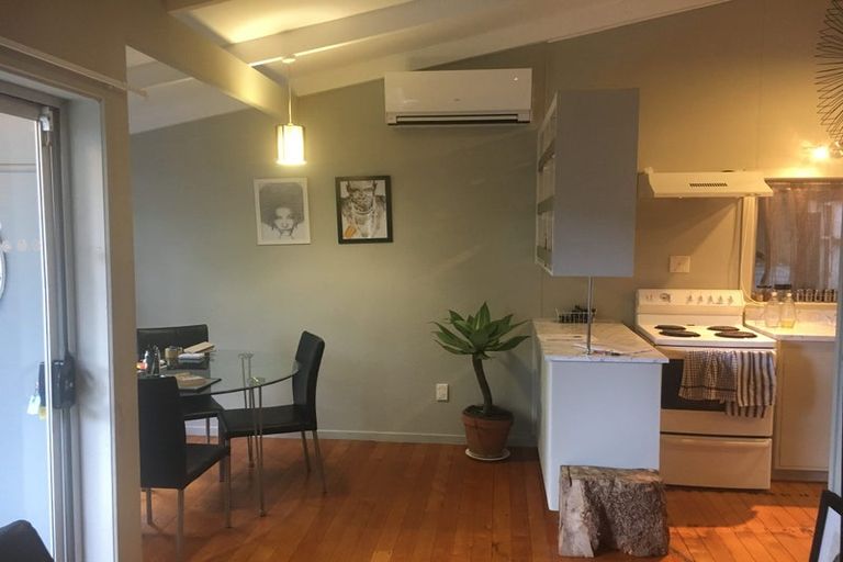 Photo of property in 15b Te Aroha Street, Hamilton East, Hamilton, 3216