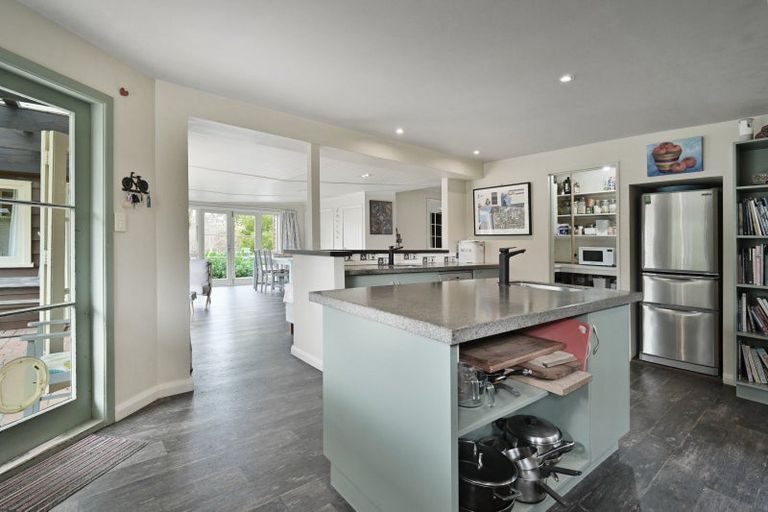Photo of property in 2524 State Highway 2, Te Hauke, Hastings, 4174