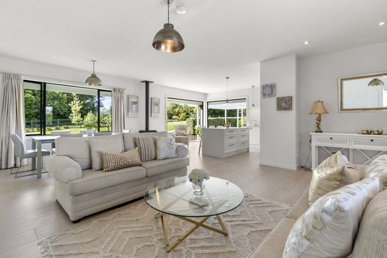 Photo of property in 24 Ellett Road West, Karaka, Papakura, 2580