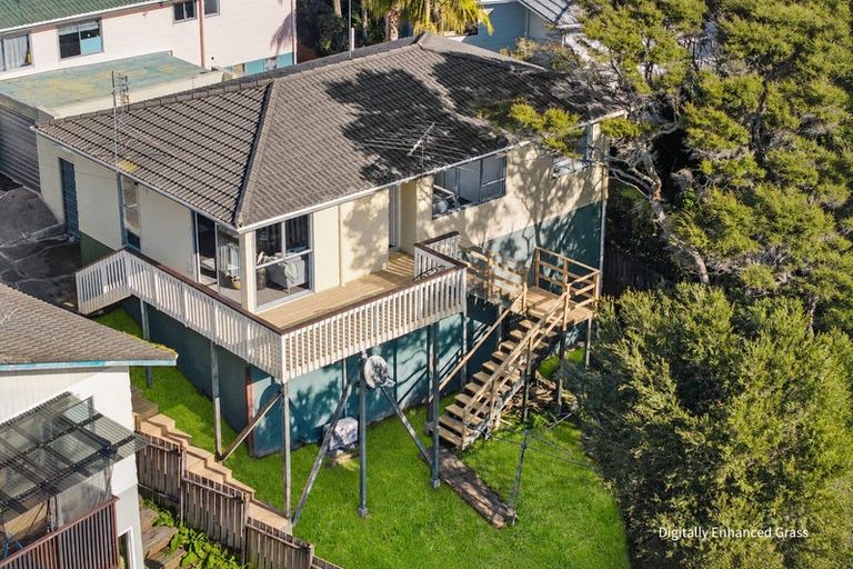 Photo of property in 2/159a Manuka Road, Bayview, Auckland, 0629