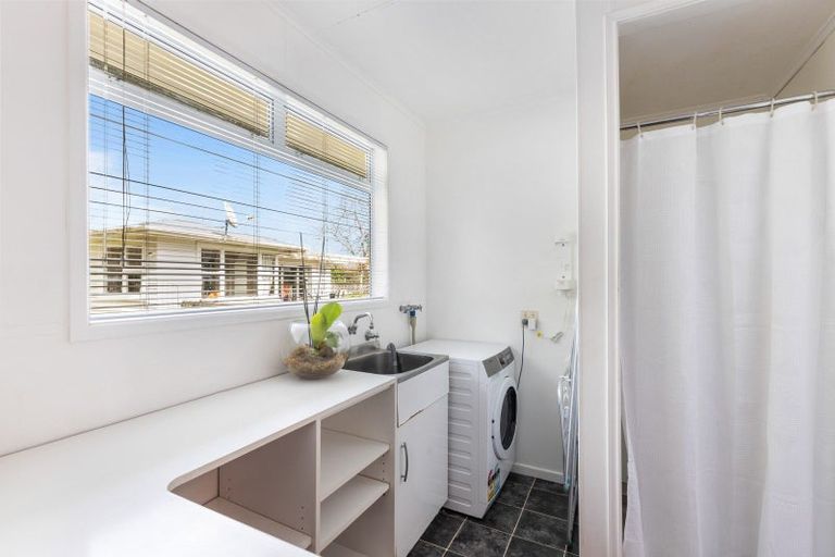 Photo of property in 1276 Egmont Road, Egmont Village, New Plymouth, 4372