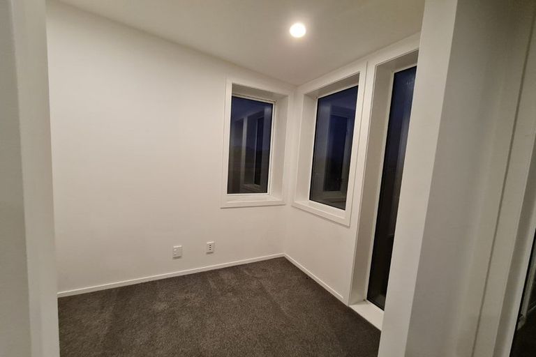 Photo of property in 22c Mandalay Terrace, Khandallah, Wellington, 6035