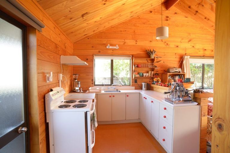 Photo of property in 145 Waimaire Avenue, Matarangi, Whitianga, 3592