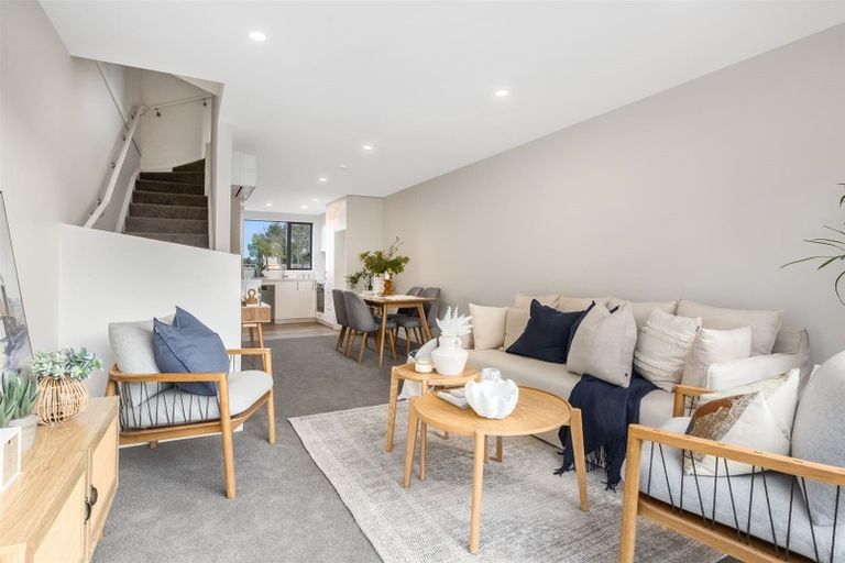 Photo of property in 21 John Street, Stokes Valley, Lower Hutt, 5019