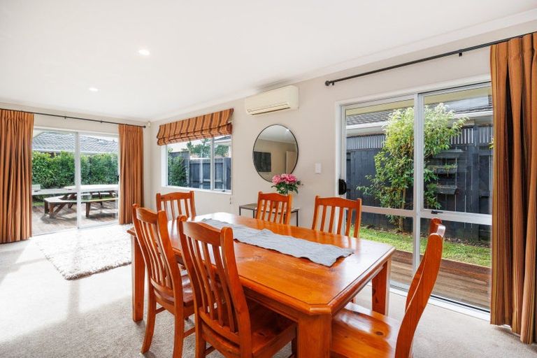 Photo of property in 449a Featherston Street, Palmerston North, 4414