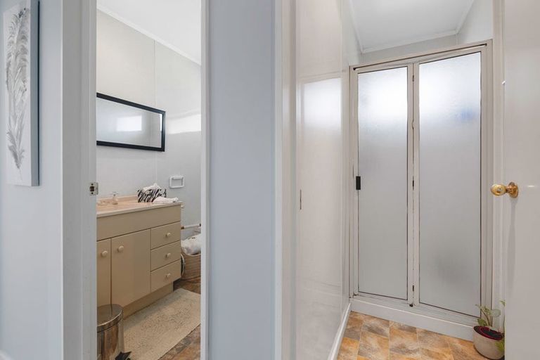 Photo of property in 49 Battiscombe Terrace, Waitara, 4320