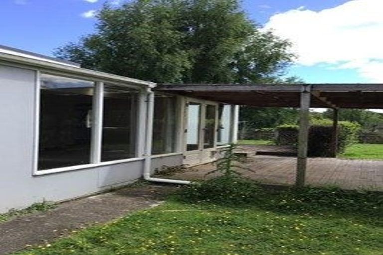 Photo of property in 63 Puriri Road, Waikanae, 5036