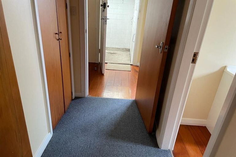 Photo of property in 45 Cambridge Terrace, Waiwhetu, Lower Hutt, 5010