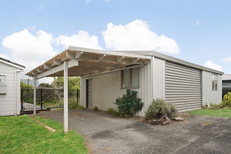 Photo of property in 124 Fox Street, Whataupoko, Gisborne, 4010