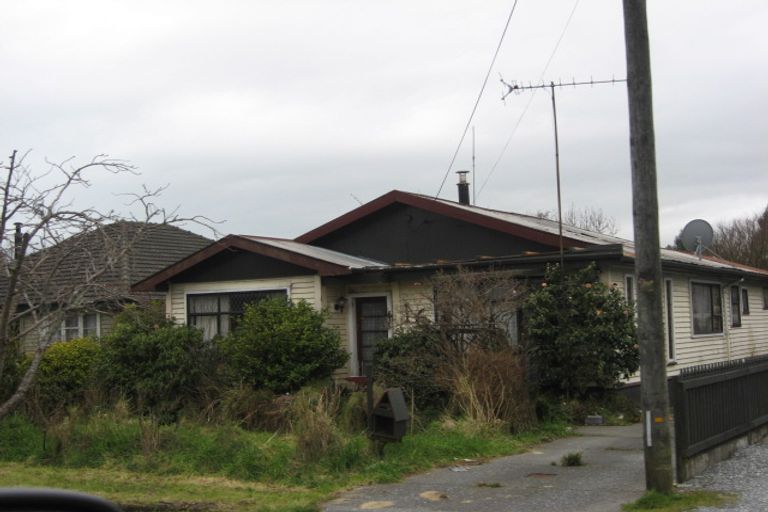 Photo of property in 16 Inverness Street, Dunollie, Runanga, 7803