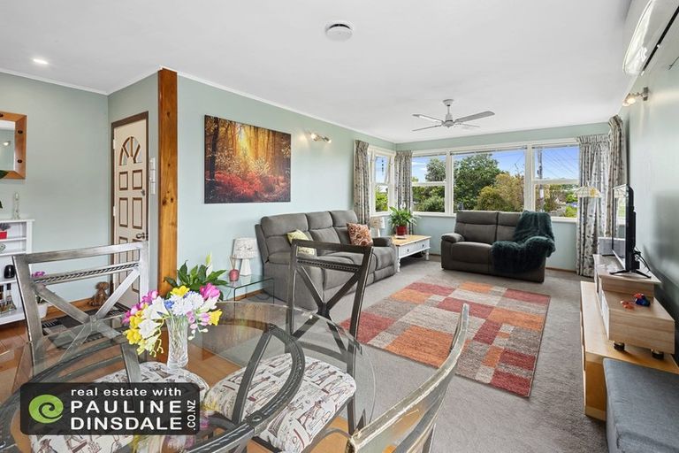 Photo of property in 17 Kokich Crescent, Onerahi, Whangarei, 0110