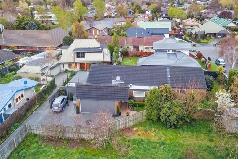 Photo of property in 14 Kent Lodge Avenue, Avonhead, Christchurch, 8042