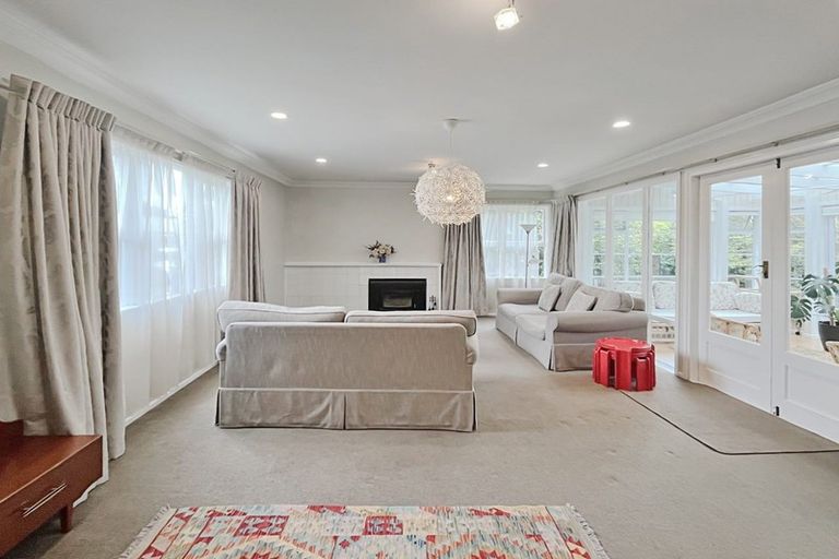 Photo of property in 10 Cremorne Avenue, Hokowhitu, Palmerston North, 4410