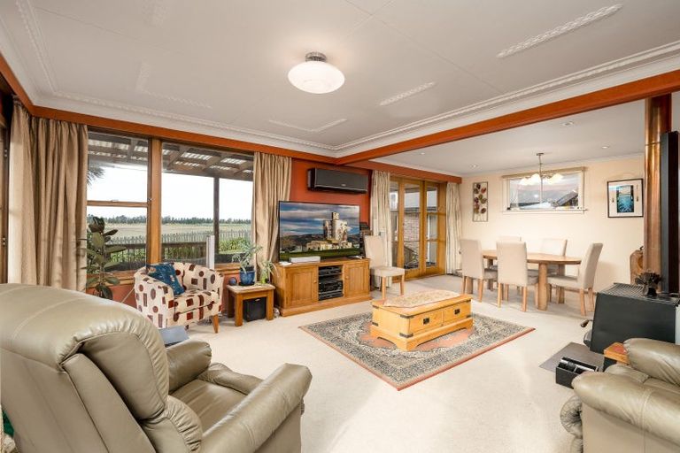 Photo of property in 229 Waihao Back Road, Waimate, 7979