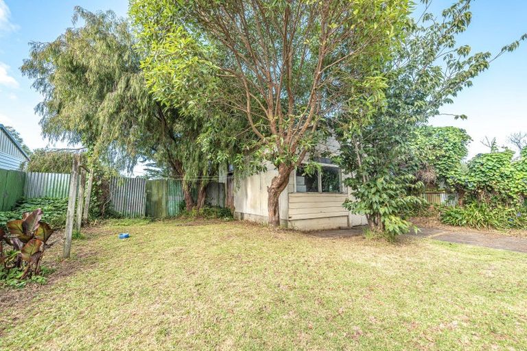 Photo of property in 51 Swiss Avenue, Gonville, Whanganui, 4501