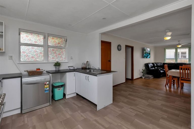 Photo of property in 17 Meadow Park Crescent, Tikipunga, Whangarei, 0112
