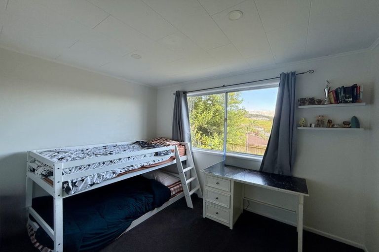 Photo of property in 8 Moera Place, Stanmore Bay, Whangaparaoa, 0932