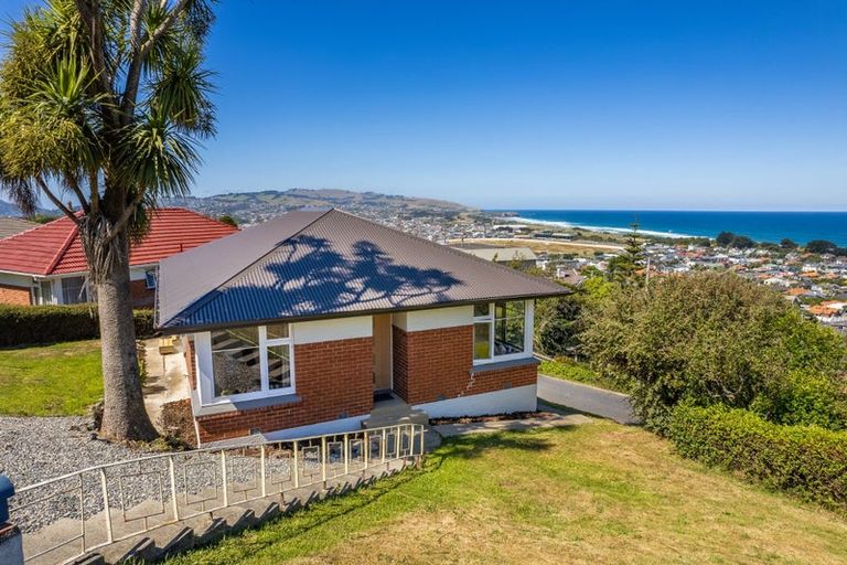 Photo of property in 19 Seaview Terrace, Kew, Dunedin, 9012