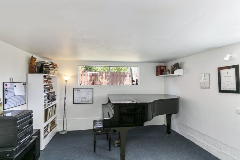 Photo of property in 40a Prospect Terrace, Johnsonville, Wellington, 6037