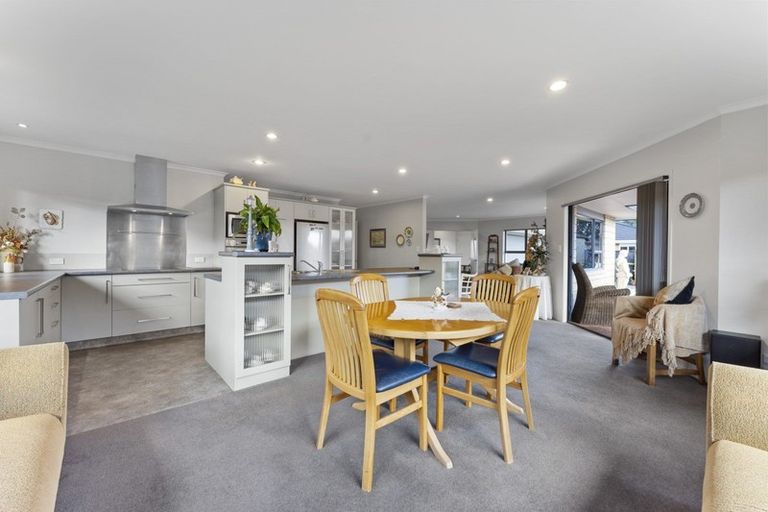 Photo of property in 29c Baring Terrace, Strandon, New Plymouth, 4312