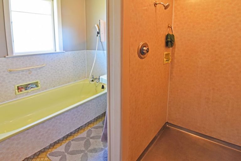 Photo of property in 5 Mabson Terrace, Masterton, 5810