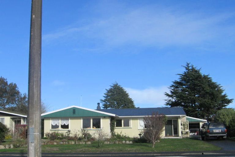 Photo of property in 73 Flaxmere Avenue, Flaxmere, Hastings, 4120