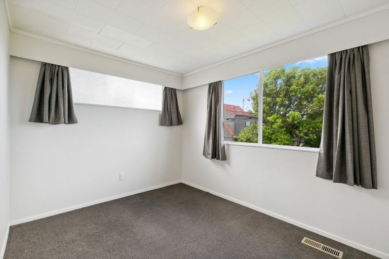 Photo of property in 44 Rajkot Terrace, Broadmeadows, Wellington, 6035
