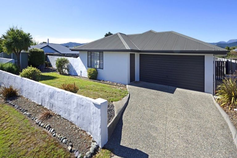 Photo of property in 70 Starveall Street, Brightwater, 7022