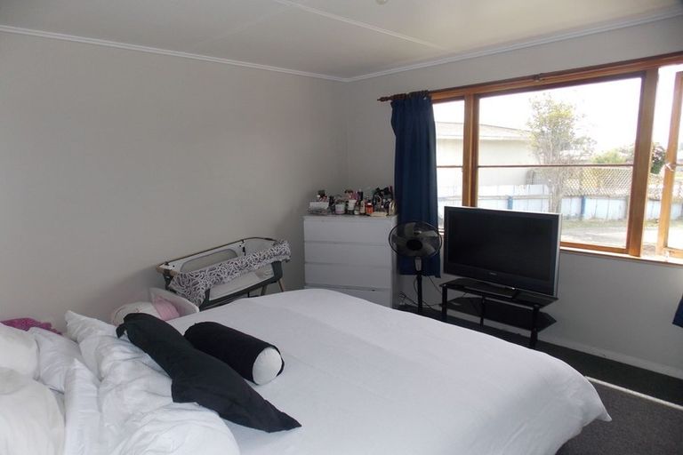 Photo of property in 9 Wilson Crescent, Highbury, Palmerston North, 4412