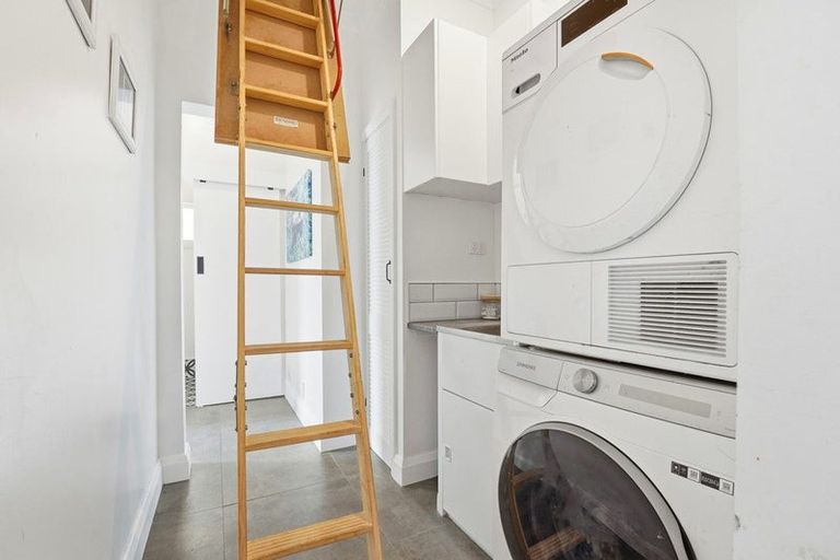 Photo of property in 96 Alma Road, Gonville, Whanganui, 4501