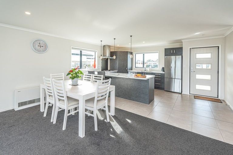 Photo of property in 41 Magnolia Crescent, Tawhero, Whanganui, 4501