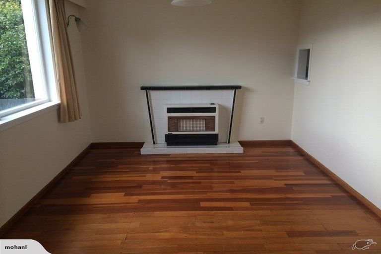 Photo of property in 2/54 Kings Crescent, Hutt Central, Lower Hutt, 5010