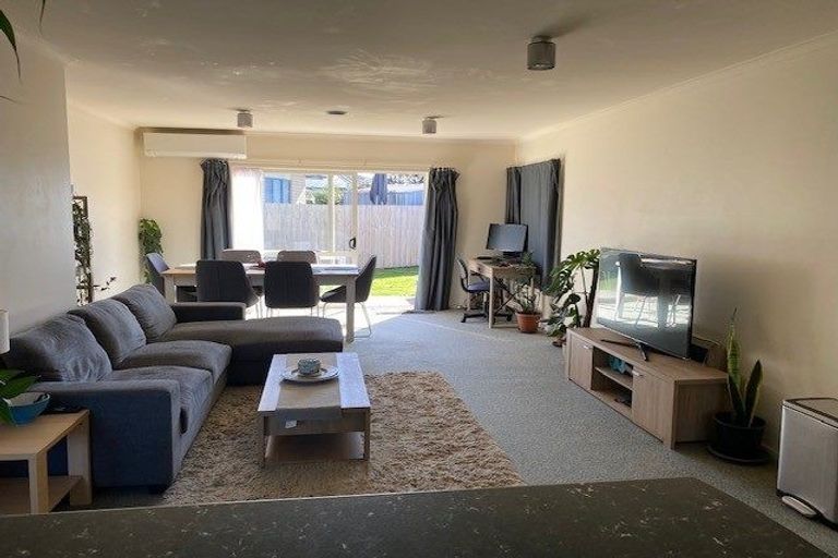 Photo of property in 48 Catalina Drive, Melville, Hamilton, 3206