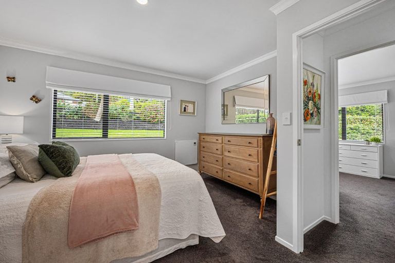 Photo of property in 51 Makiri Street, Helensville, 0800